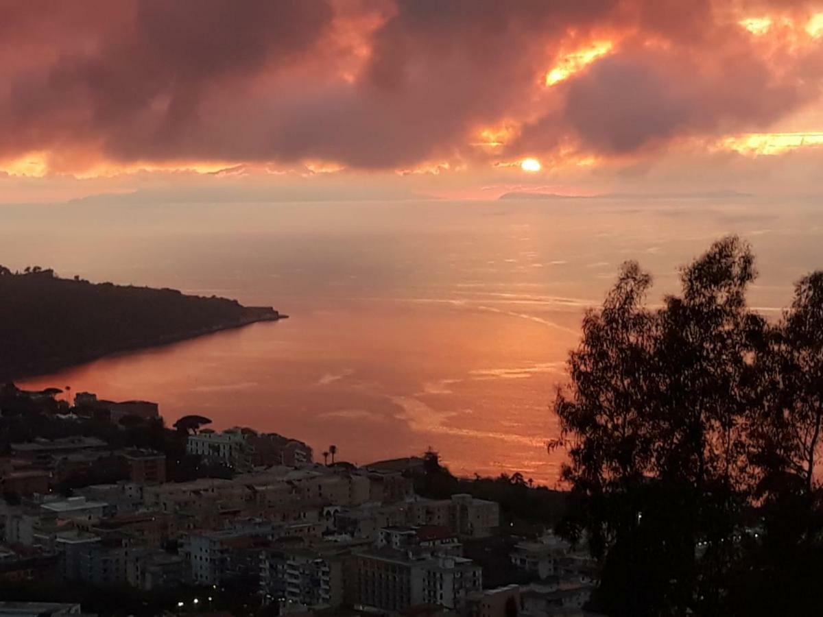 Le Muse Suite Σορέντο Εξωτερικό φωτογραφία